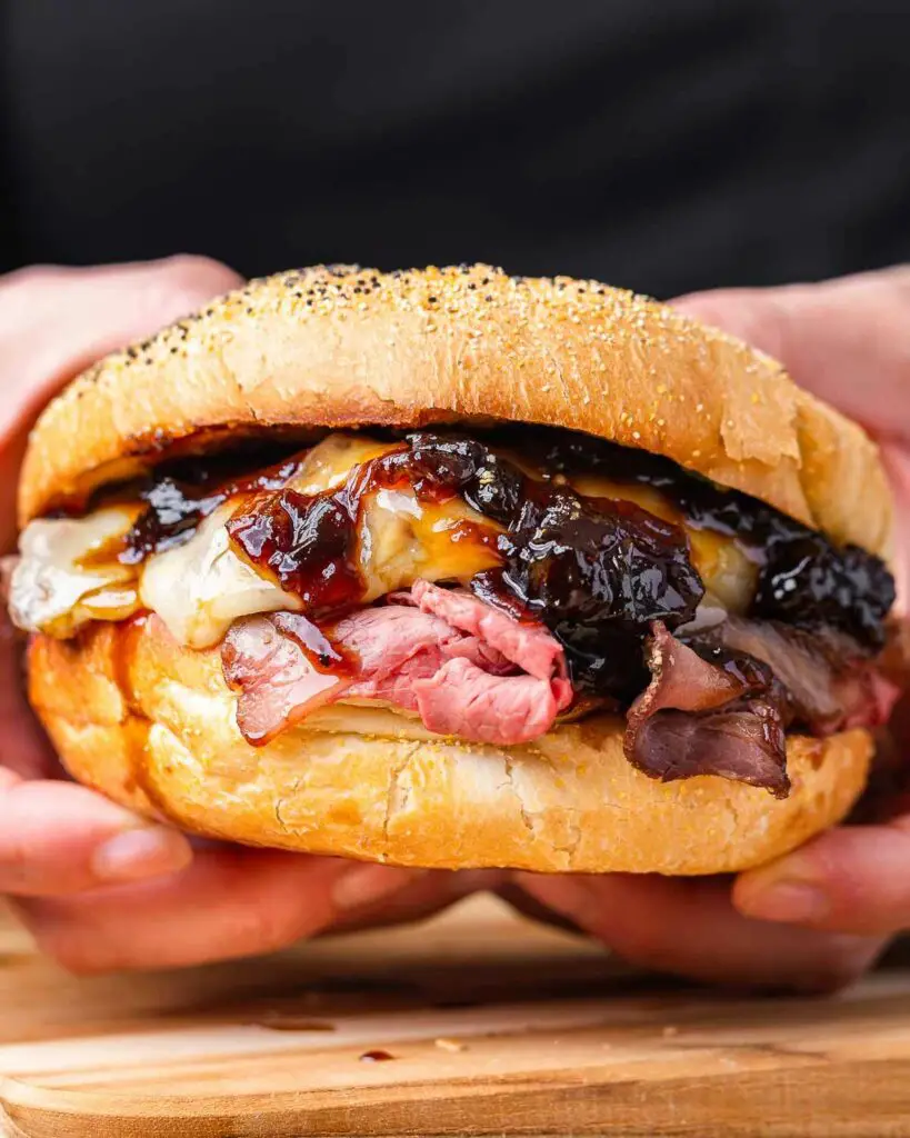  Hot Roast Beef Sandwiches With Onion Jam