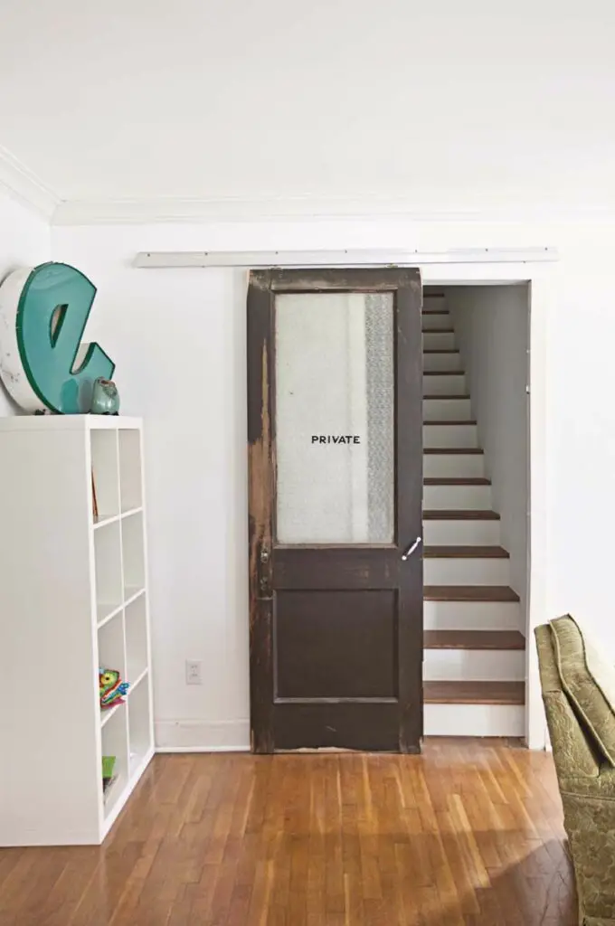 How to Incorporate a Door at The Bottom of Stairs