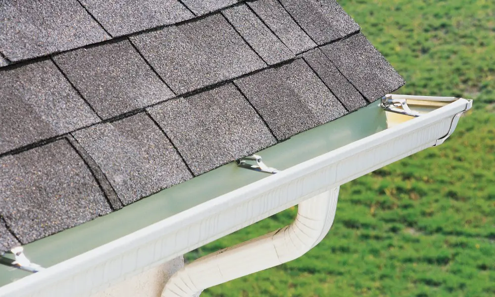 How to Fix Leaking Gutters: Complete Guide
