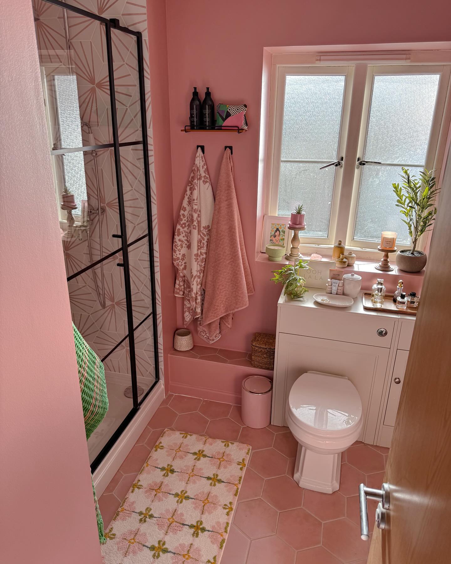 Small Full Pink Bathroom Design