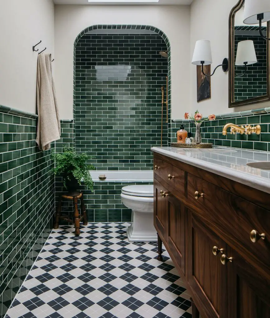 Tiled Bathtub Alcove With Double Sink Decor